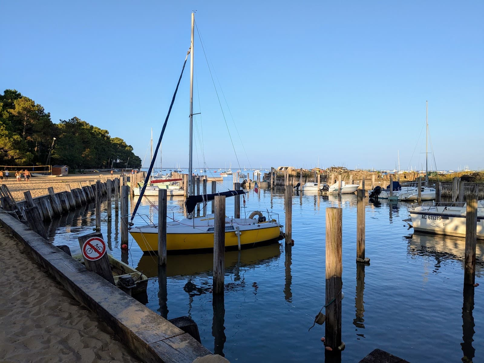 Piraillan (oyster village) - Image 1