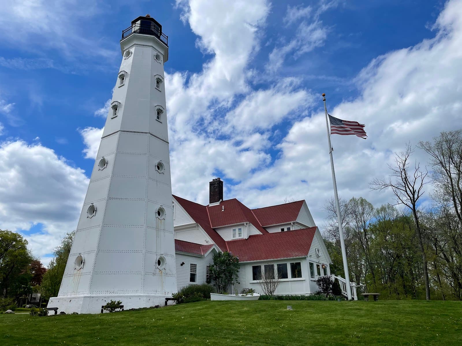Lake Park - Image 1
