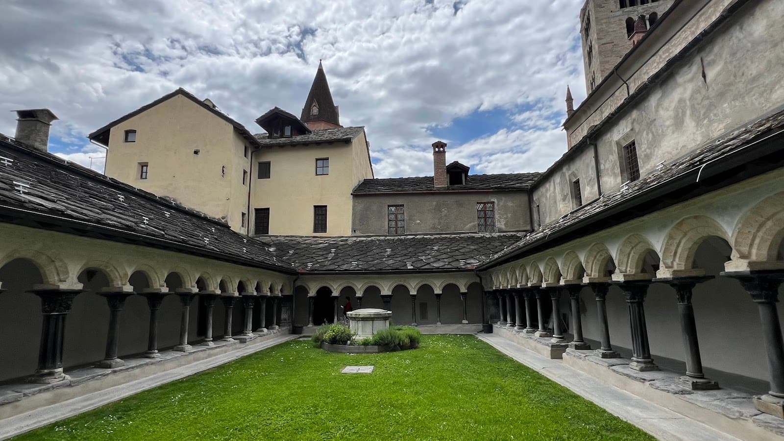 Collegiate Church of Saint Ursus (Sant'Orso) Aosta - Image 1