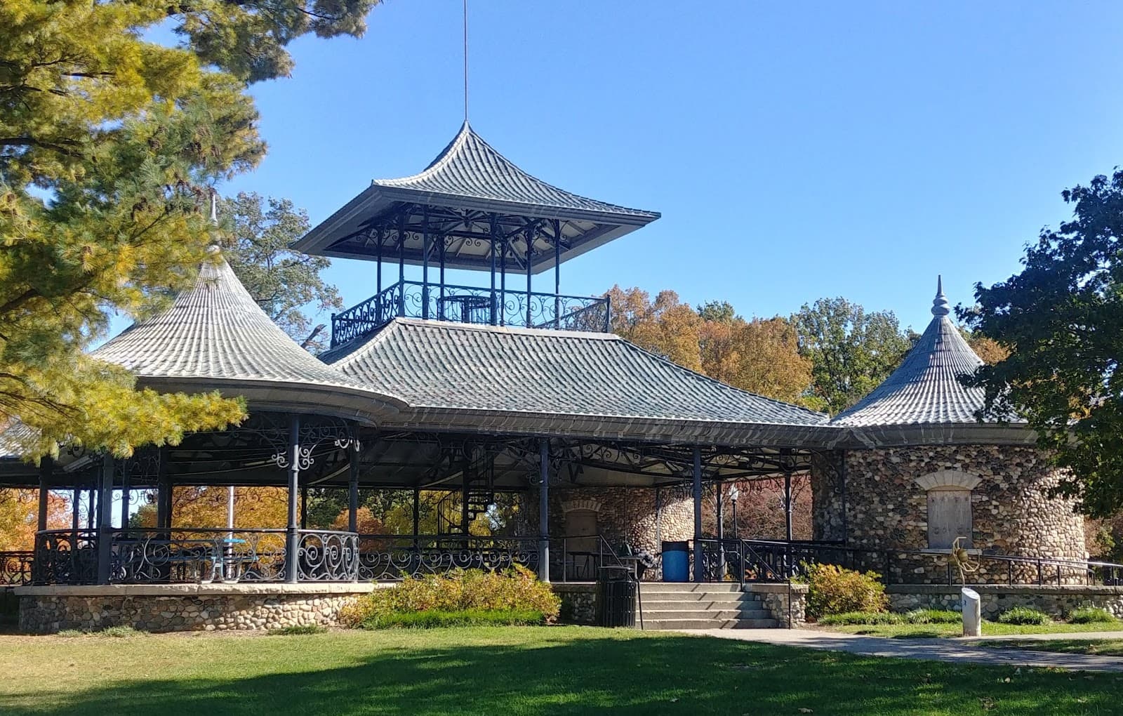 Garfield Park - Image 1