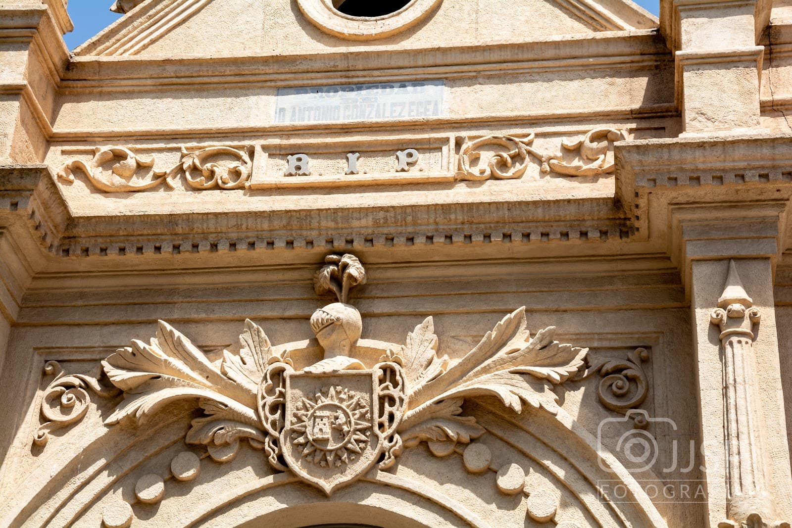 San José y Santa Adela Cemetery - Image 1