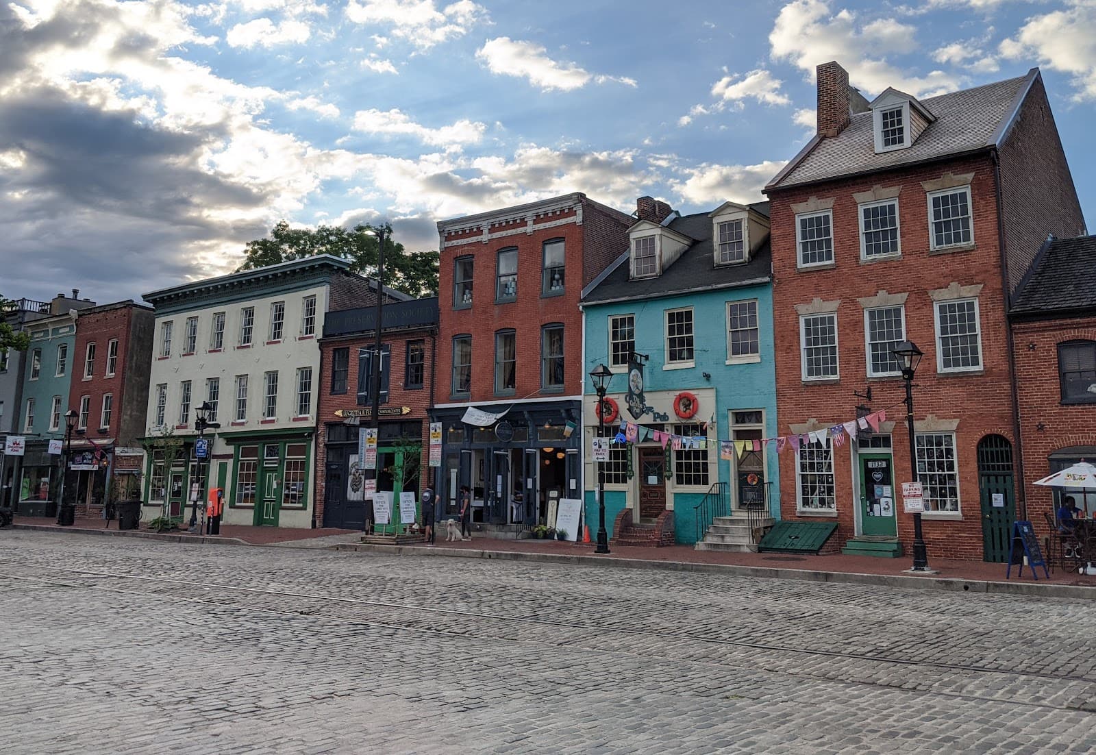 Thames Street - Image 1