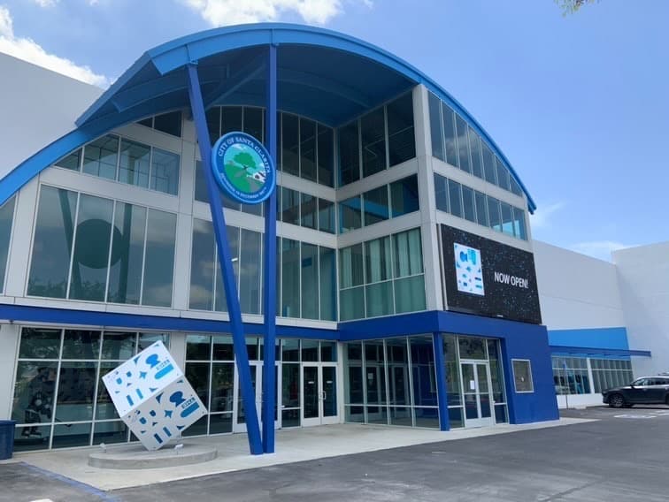 The Cube Ice and Entertainment Center - Image 1