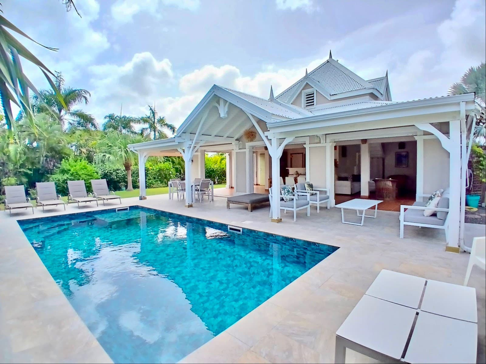 Saint-François Lagoon - Image 1