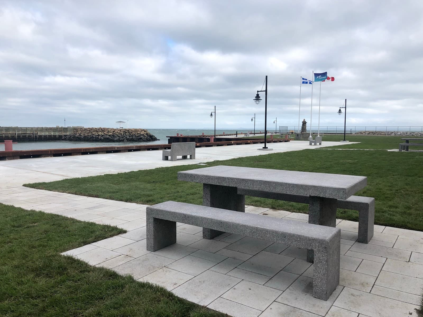Pointe‑au‑Pic Wharf - Image 1