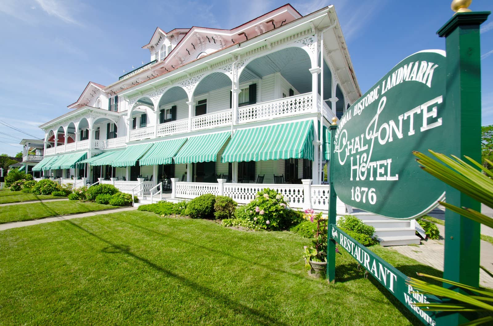 Magnolia Room Dining