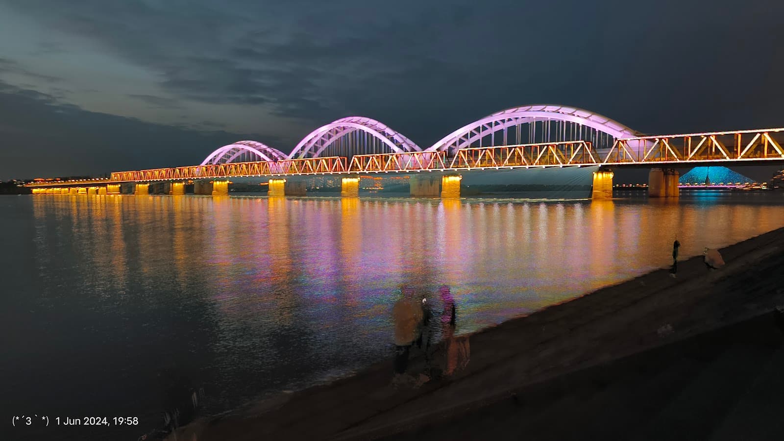 Songhua River Railway Bridge Old Bridge - Image 1