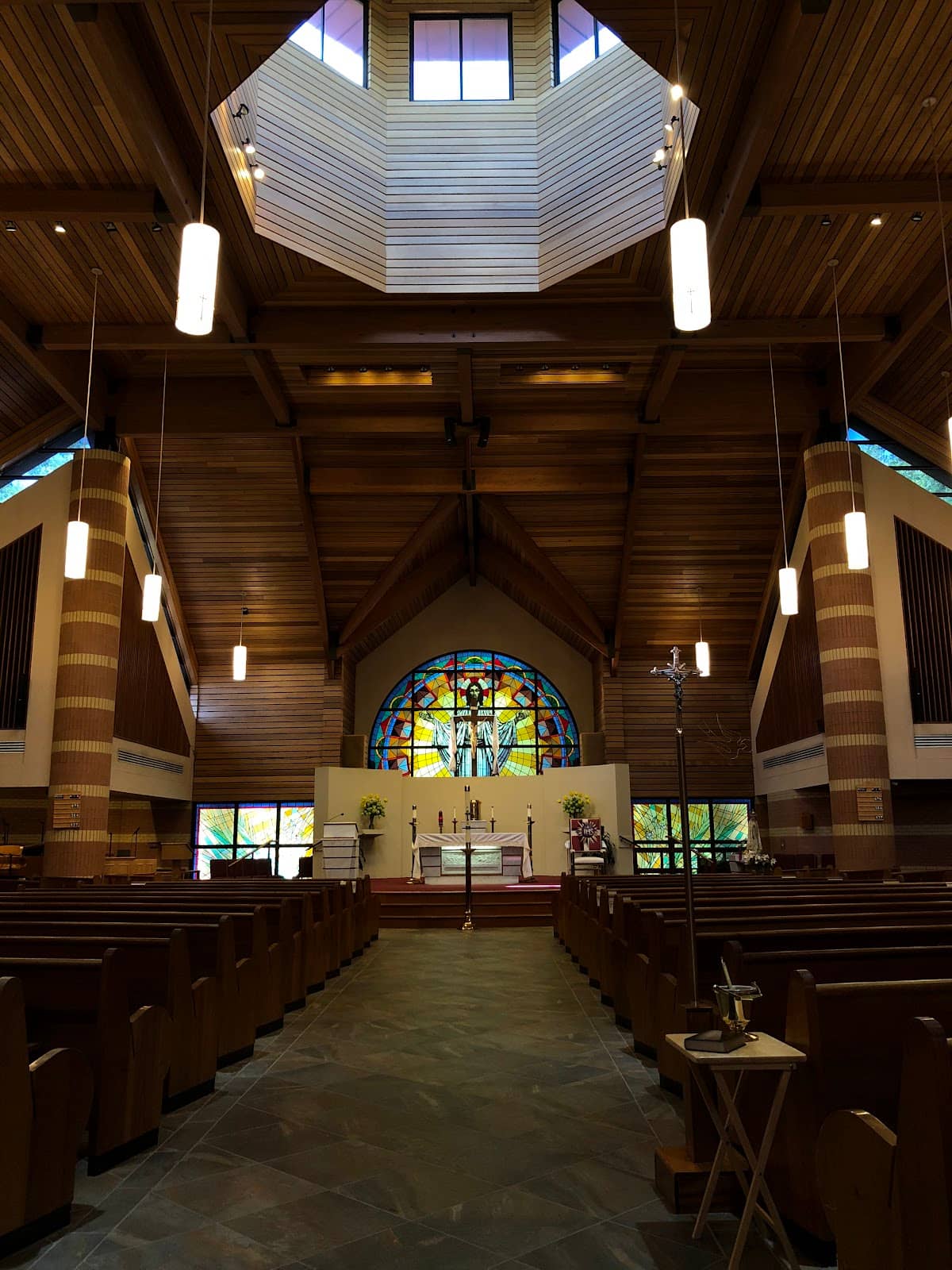 Vibrant Choir & Organ