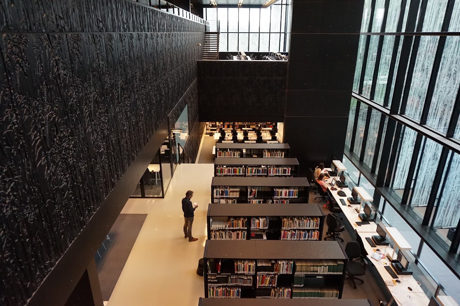 Utrecht University Library Uithof - Image 1