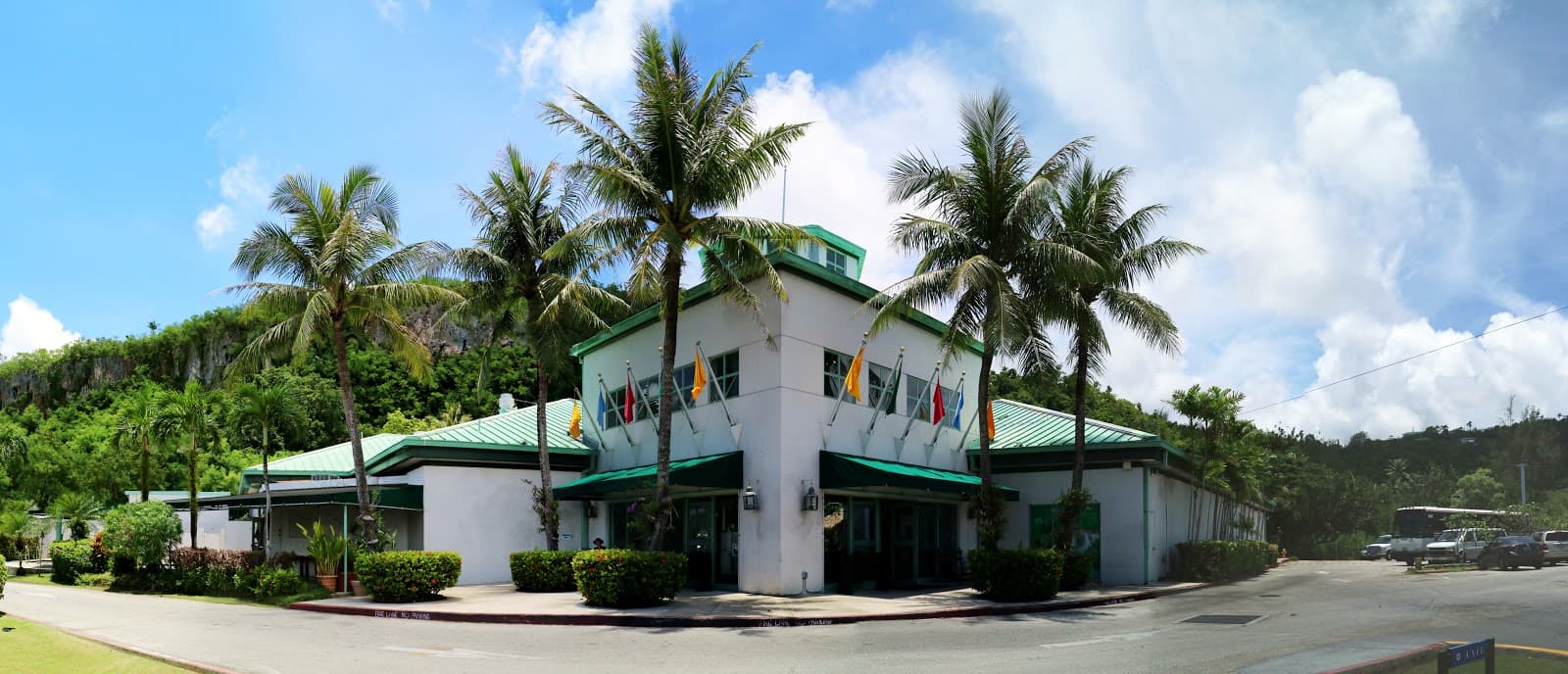 Fish Eye Marine Park - Image 1