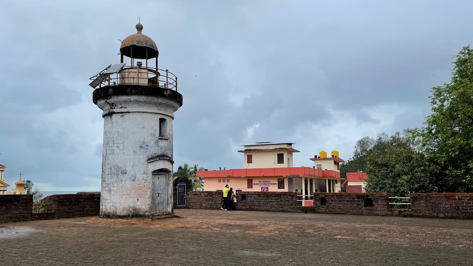 Thalassery Lighthouse - Image 1