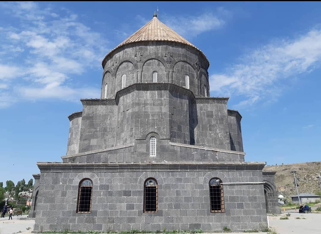 Kars Castle Proximity