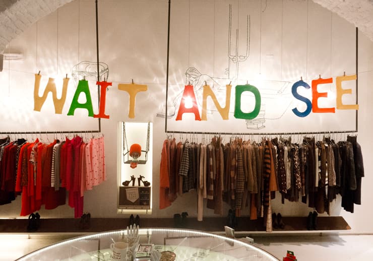 Various Fashion Stores - Image 1