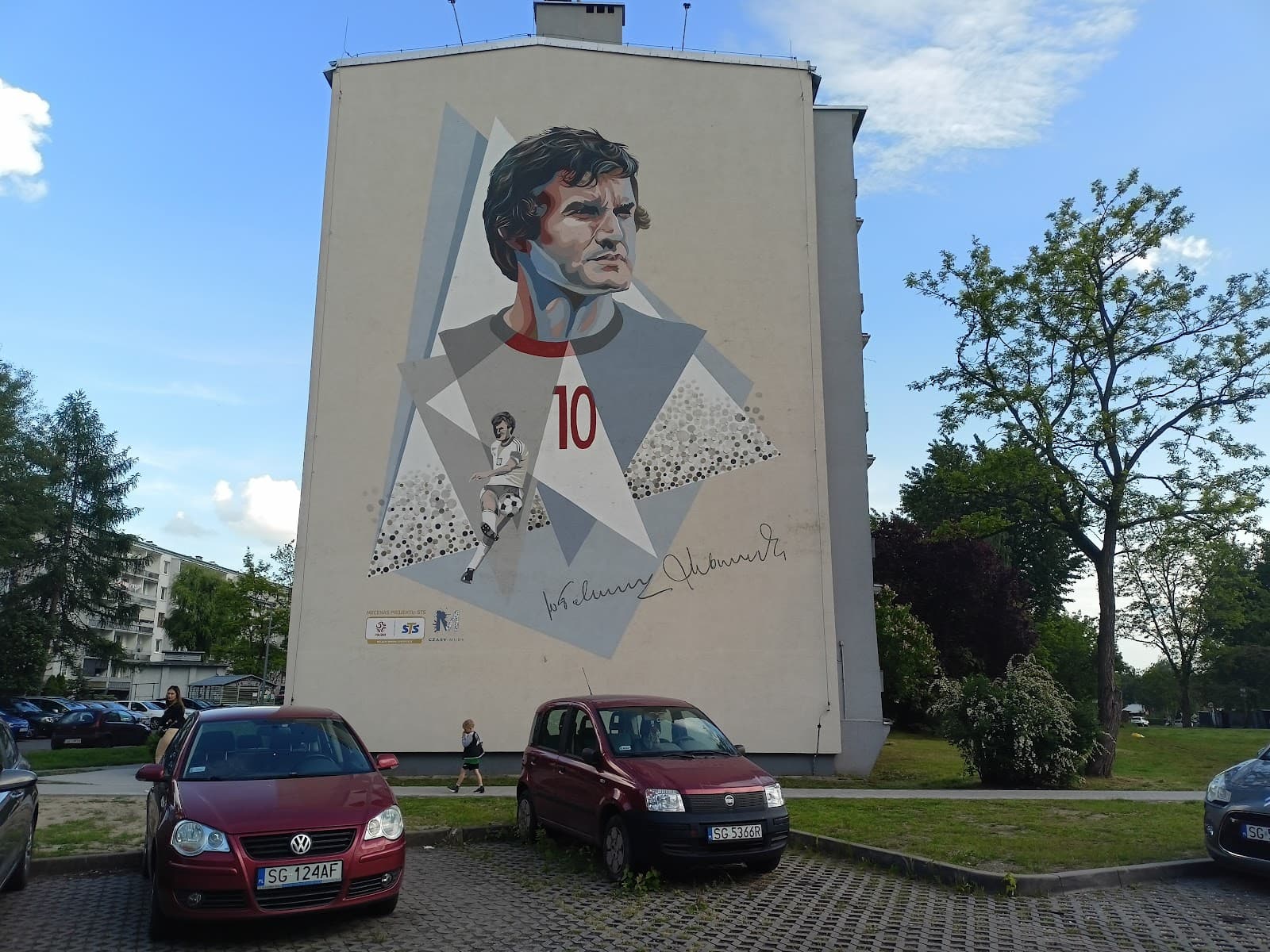 Nowe Gliwice Murals - Image 1