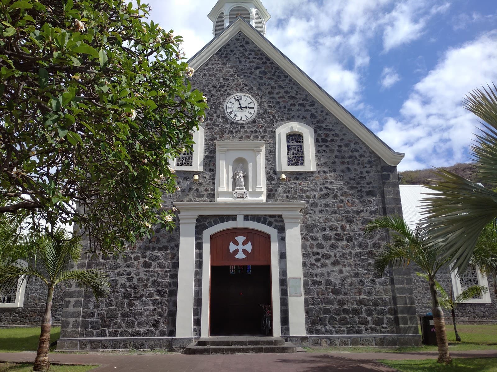 Église de la Conversion de Saint-Paul - Image 1