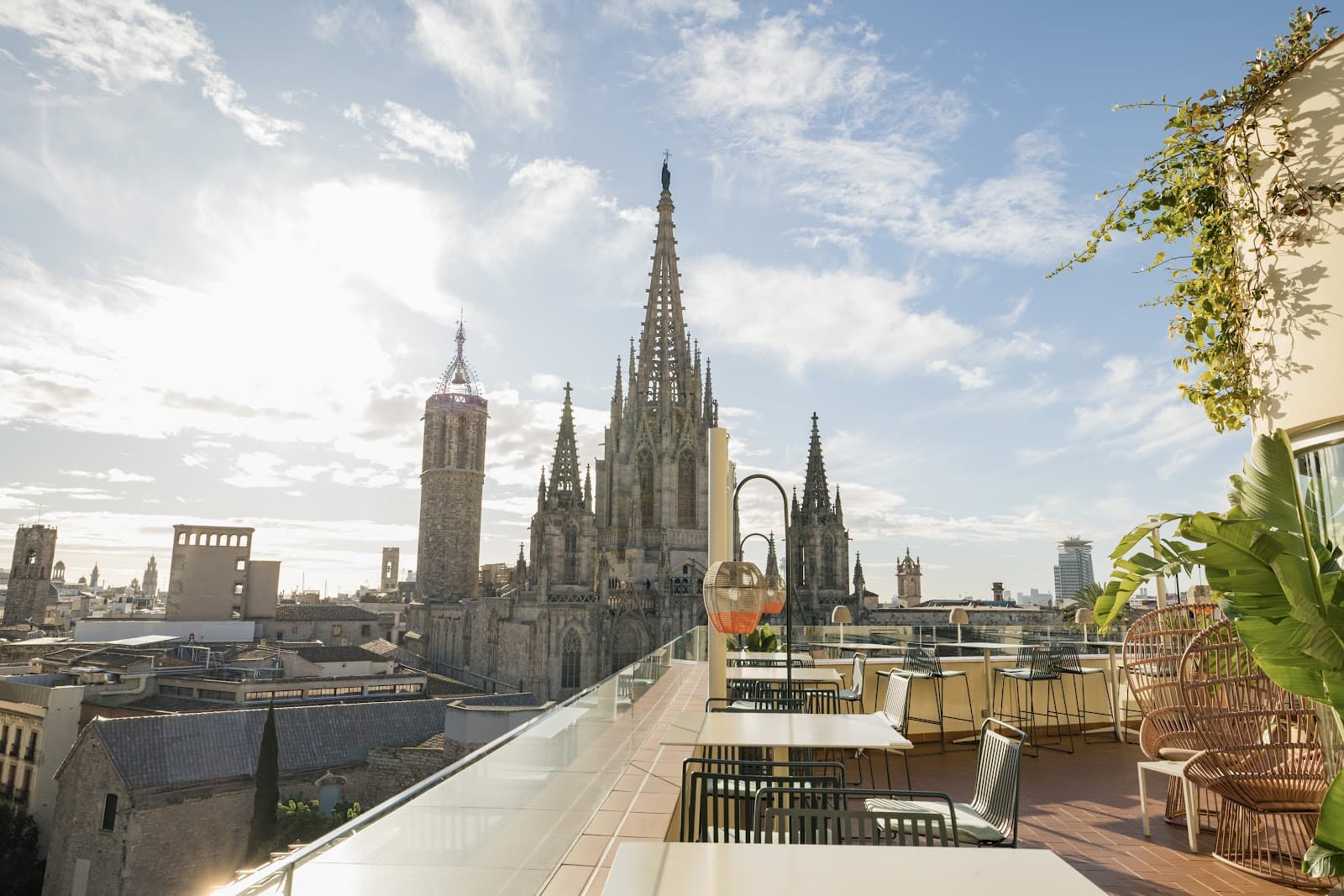 Lamaro Hotel Barcelona - Image 1