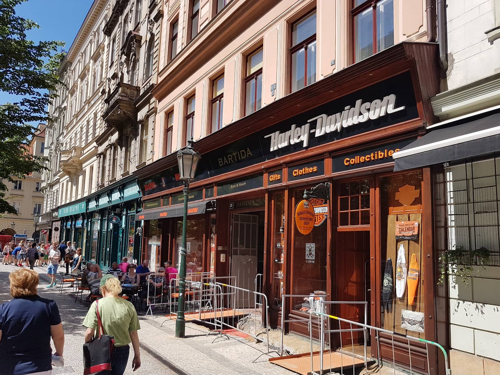 The 'Get Up and Dance' Energy