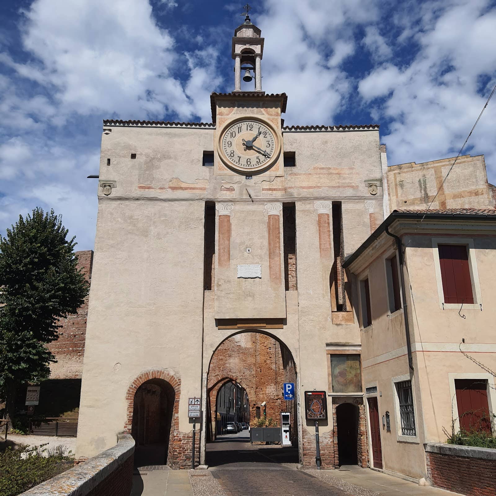 Fort Tower Elevator