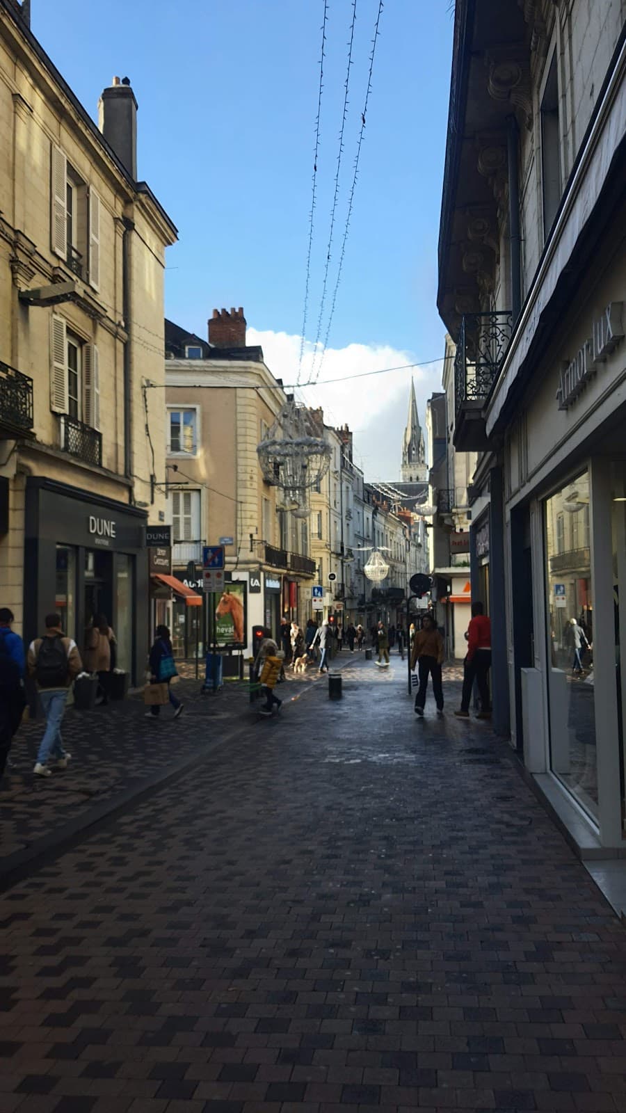 Rue Saint-Aubin - Image 1