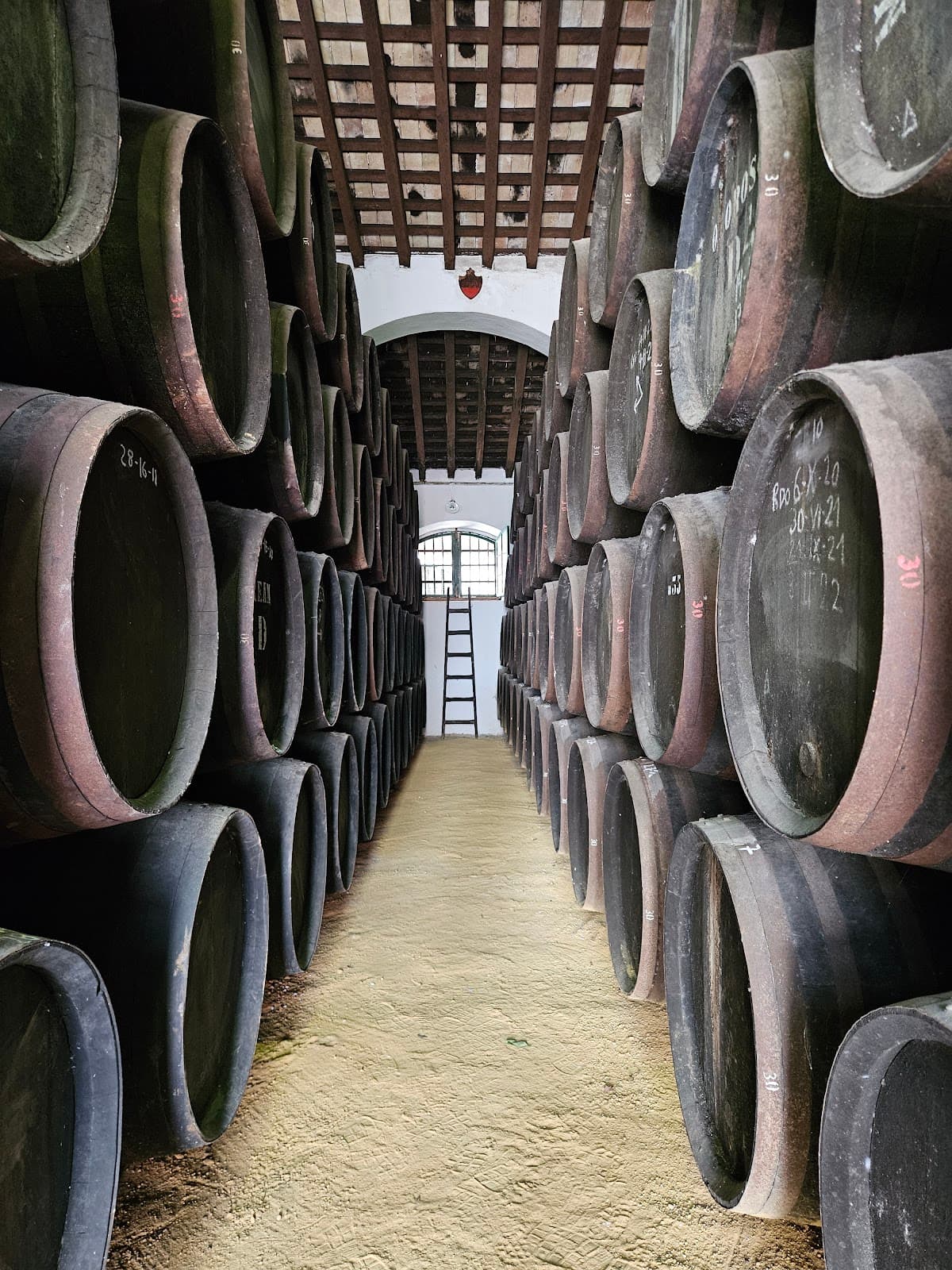 Bodegas Maestro Sierra - Image 1