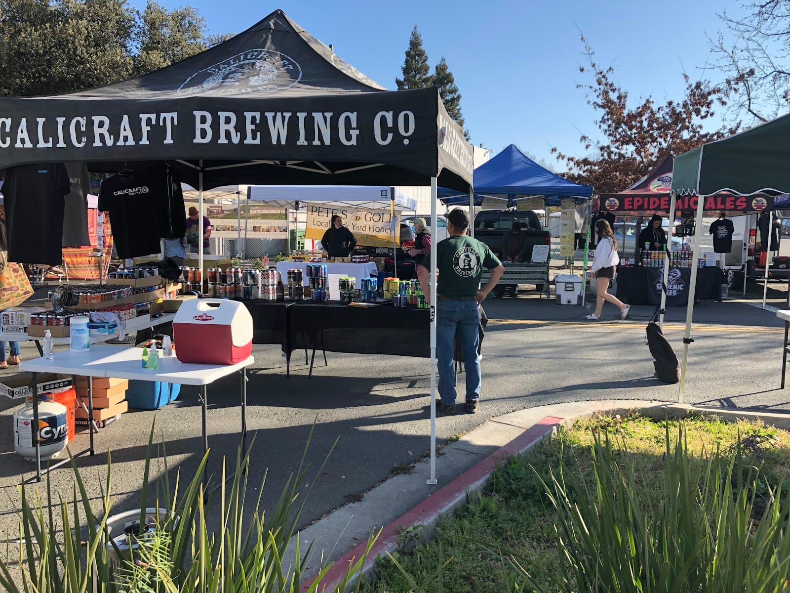 Walnut Creek Farmers' Market - Image 1