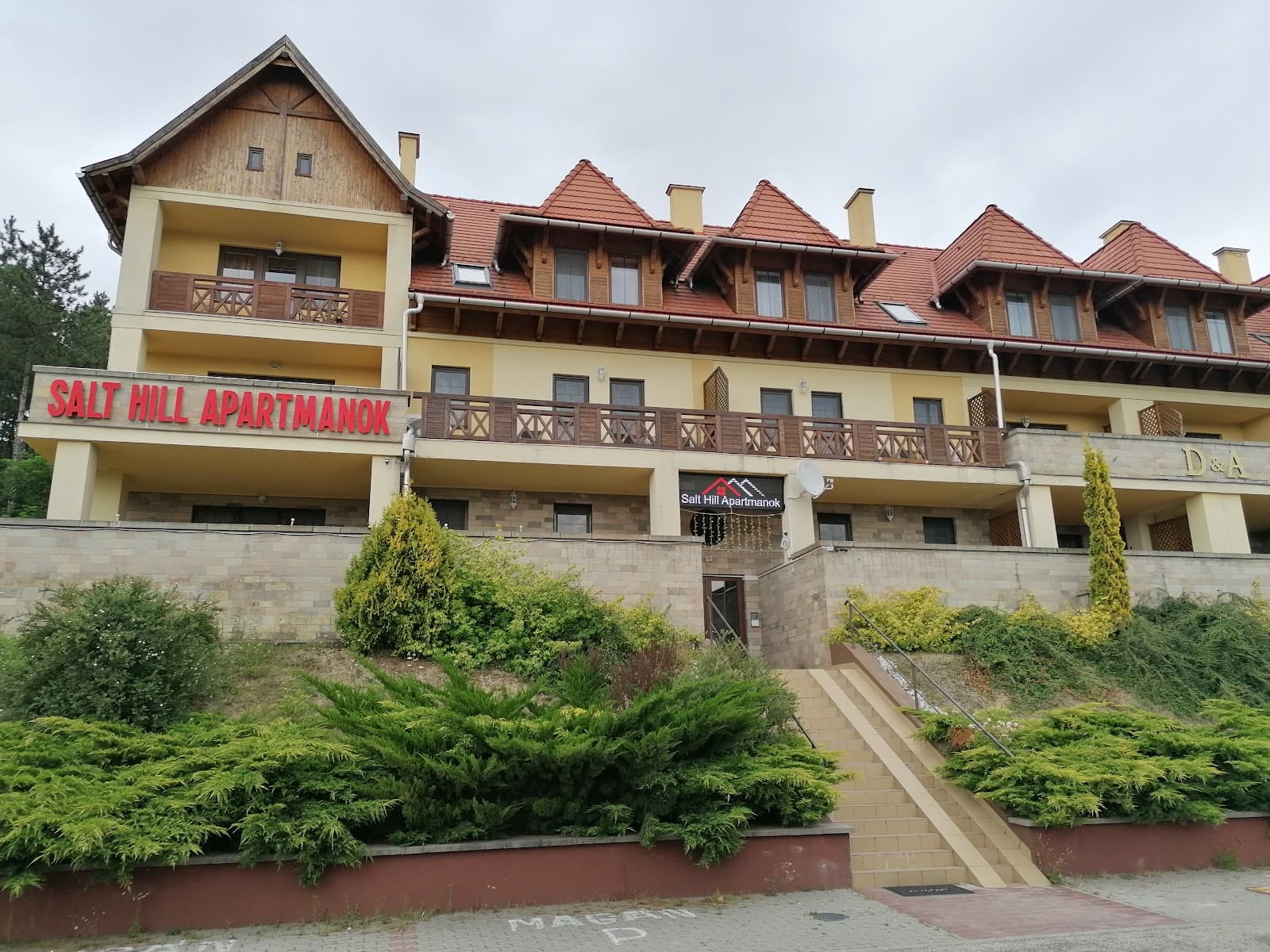 Egerszalók Salt Hill and Spa - Image 1