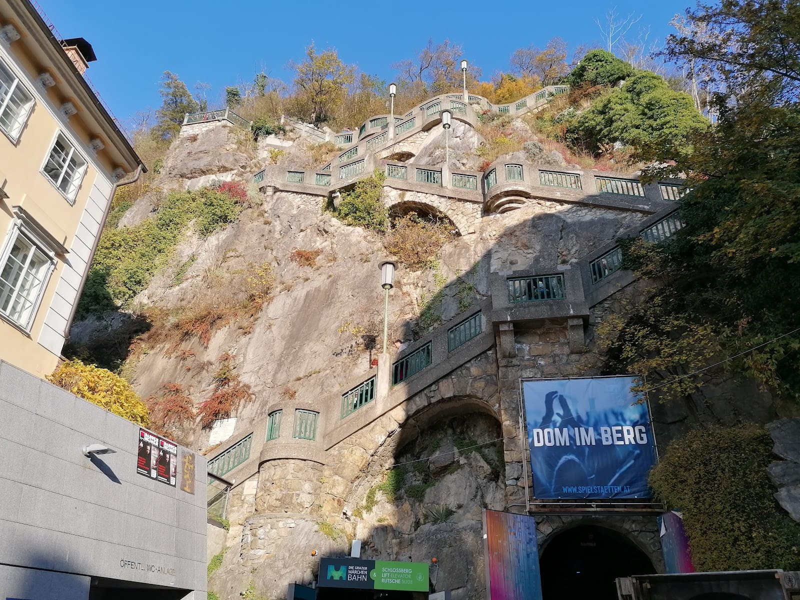 Schlossbergplatz - Image 1