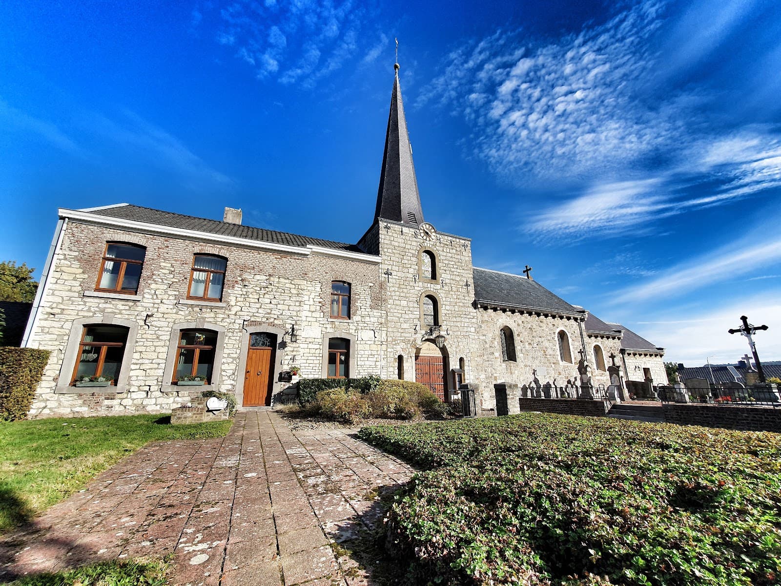 St. Lambertus Church (Holset) - Image 1