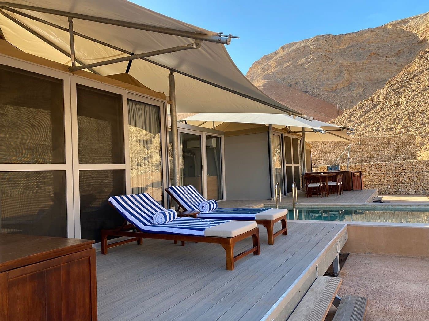 Moon Retreat - Image 1