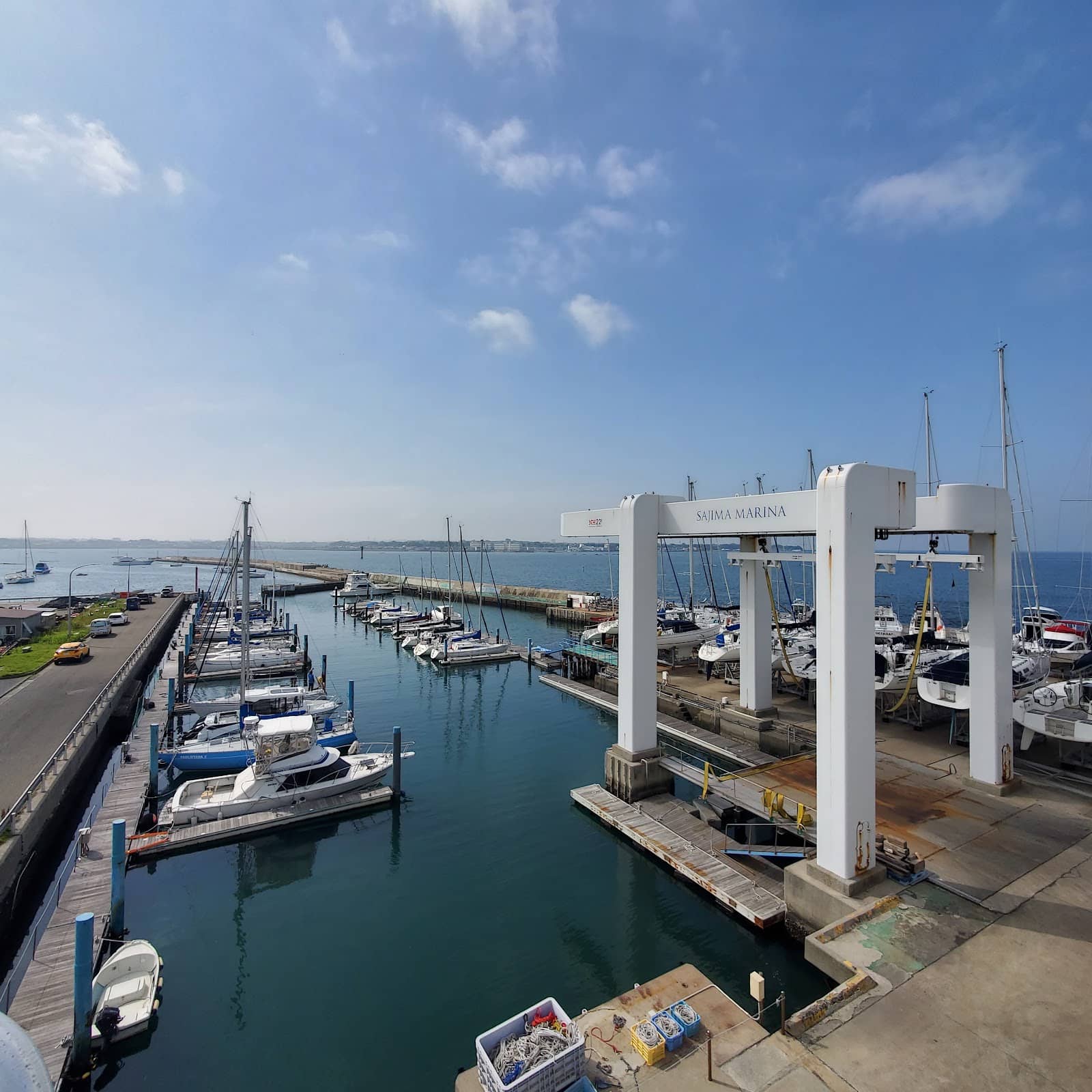 Marina Shops & Cafes