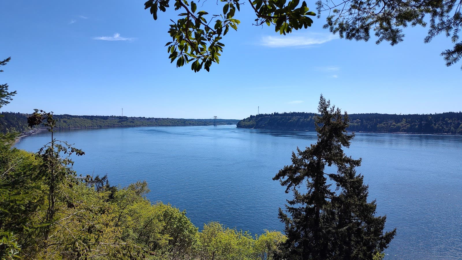 War Memorial Park Narrows Viewpoint - Image 1