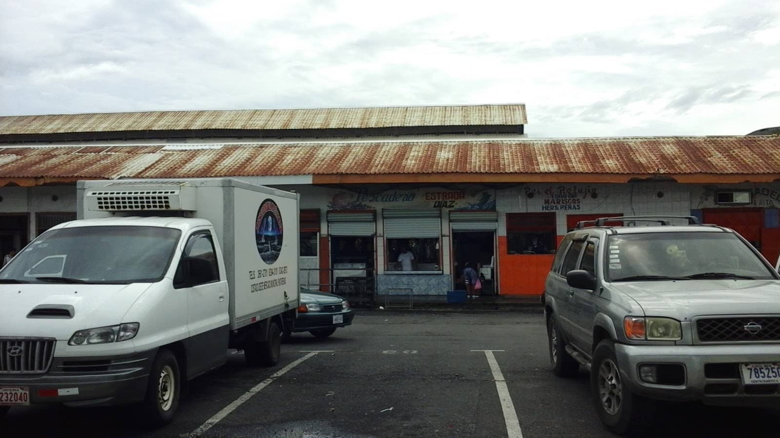 Local Crafts and Souvenirs