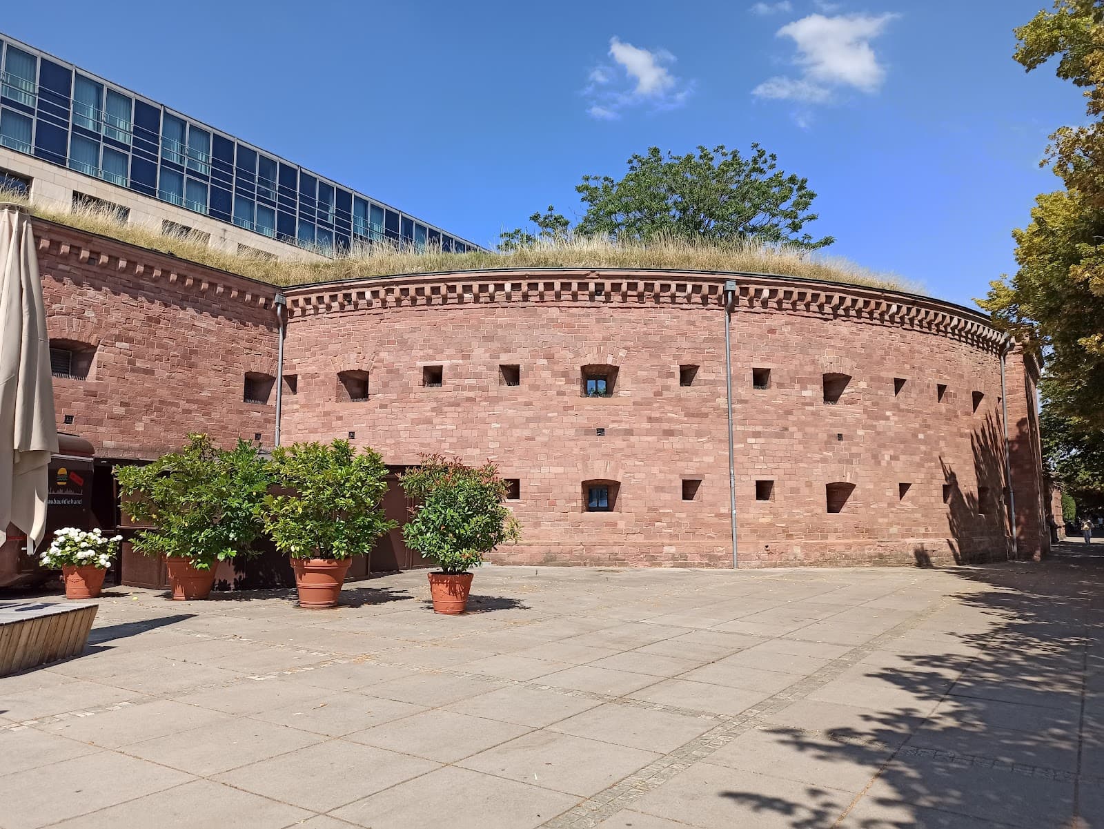 Malakoff Tower and Park - Image 1