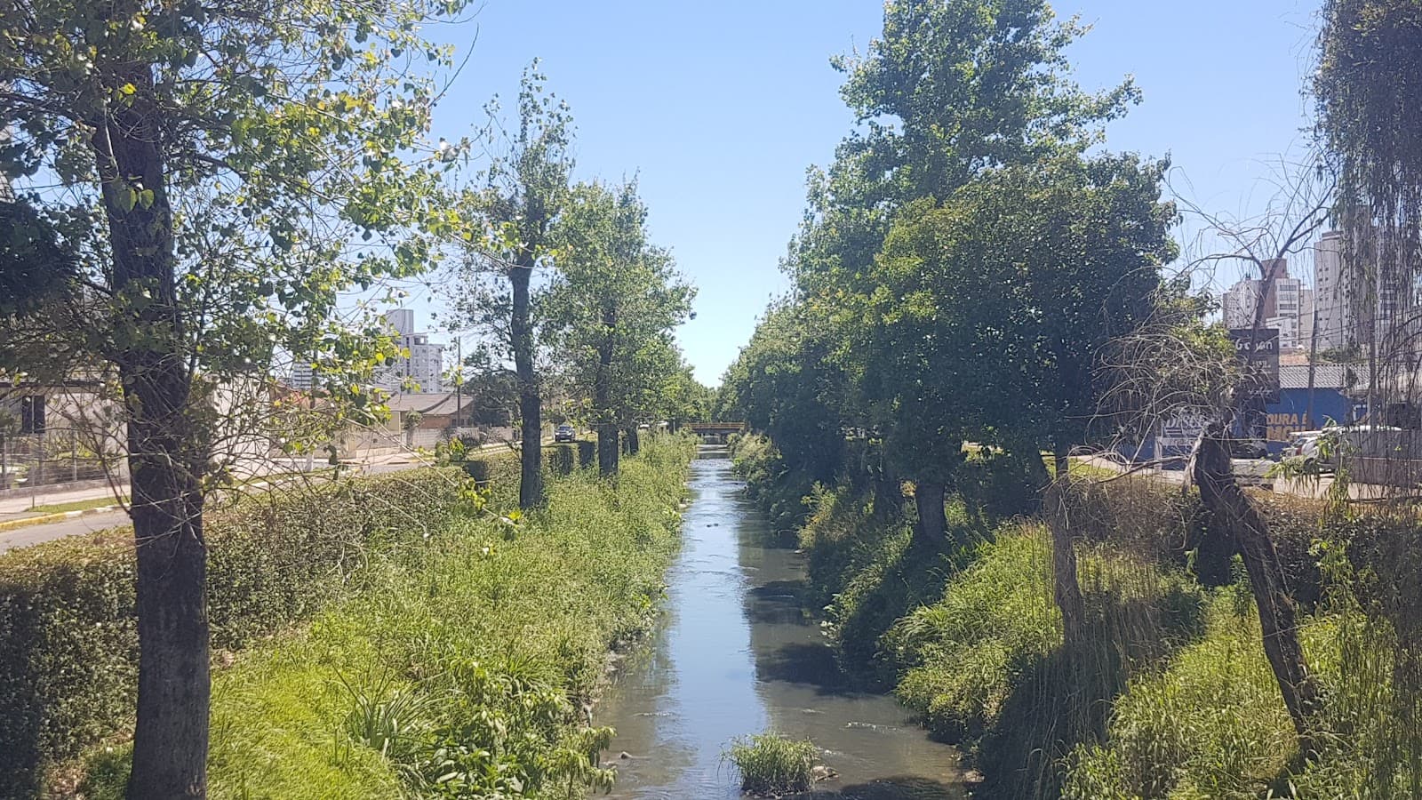 Parque Linear do Rio Carahá - Image 1