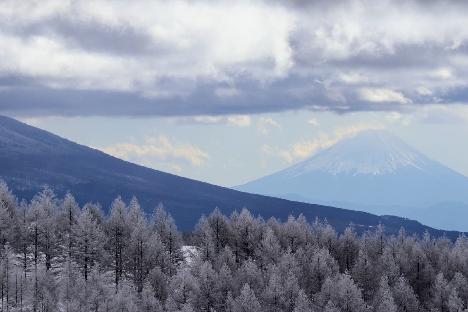 Kirigamine Highlands - Image 1