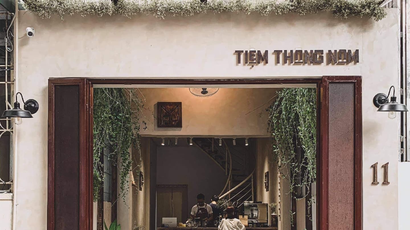 Tiem Thang Nam Cafe - Image 1