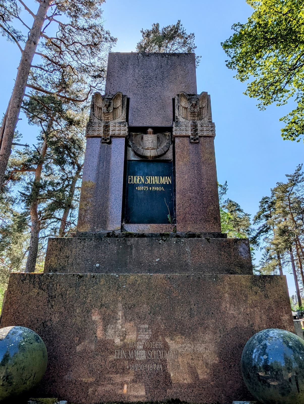 Näsinmäki Old Cemetery - Image 1