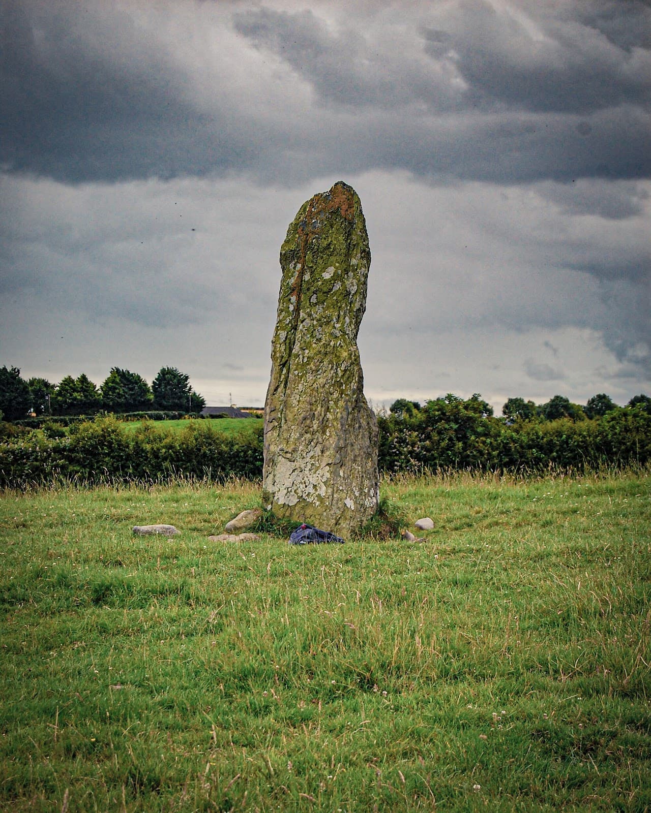 Cúchulainn's Stone (Clochafarmore) - Image 1