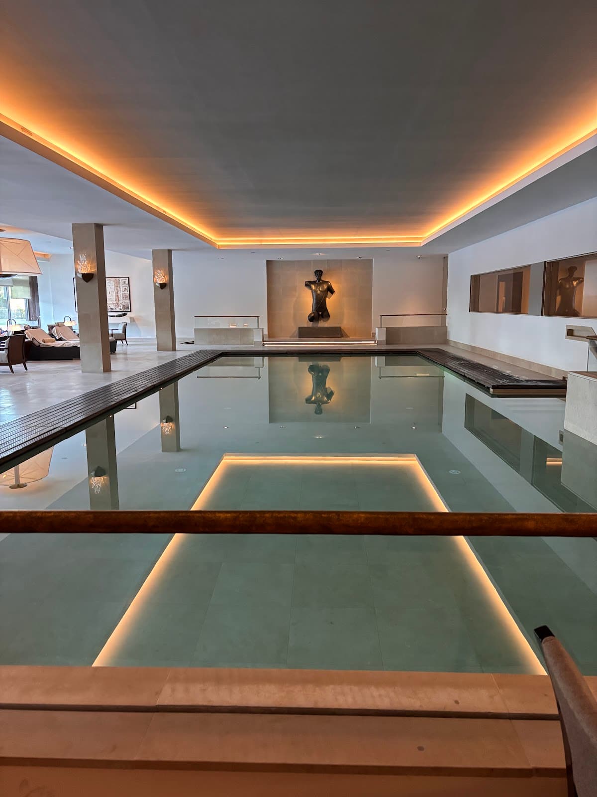 Four Seasons Hotel Ritz Spa Lisbon - Image 1