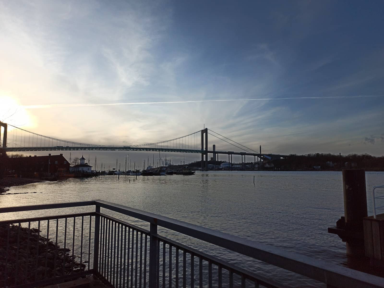 Röda Sten Art & Ferry Stop