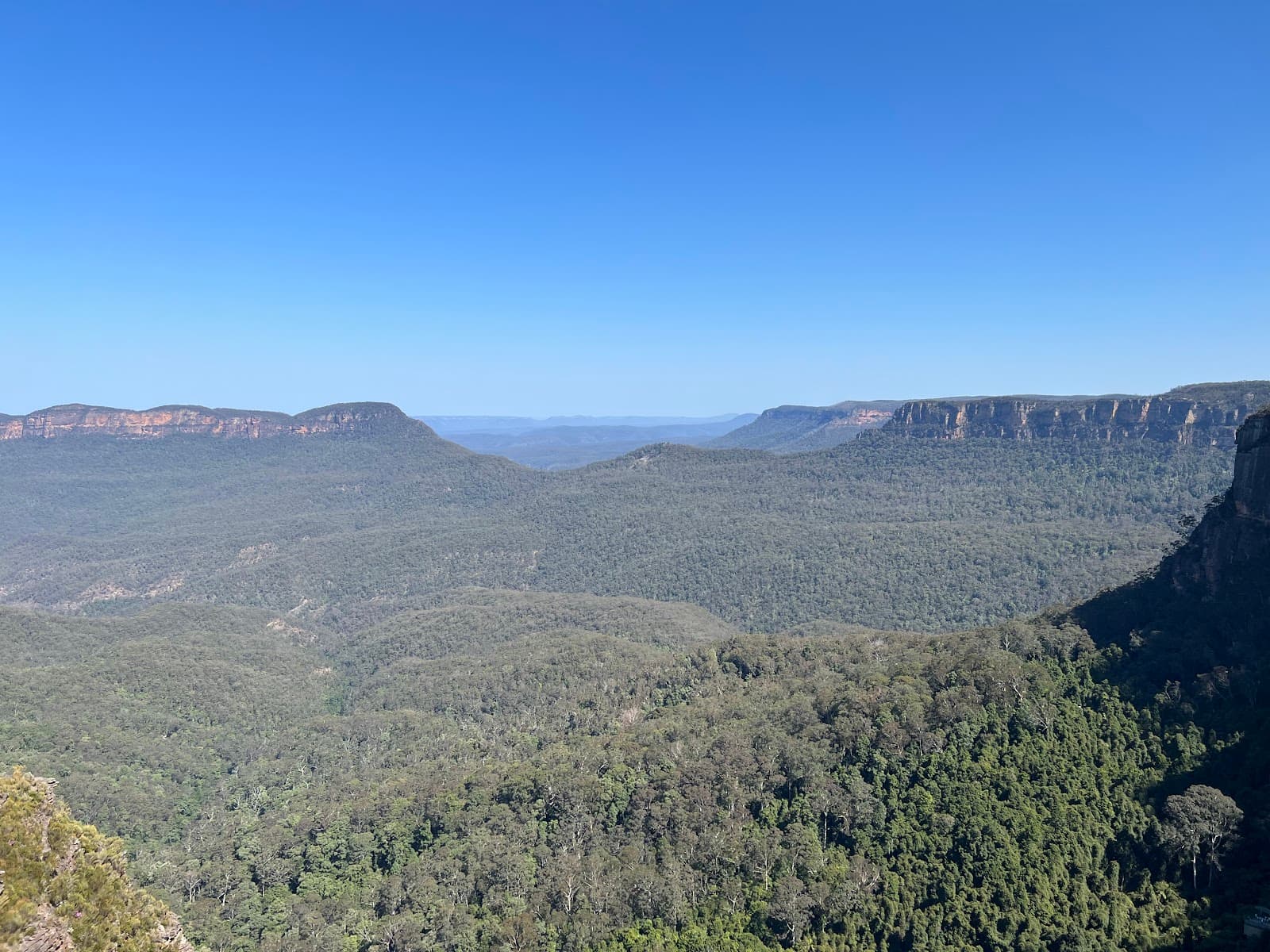 Cliff View Lookout - Image 1