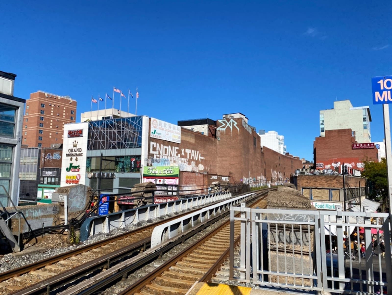 Flushing–Main Street Station (7 train) - Image 1