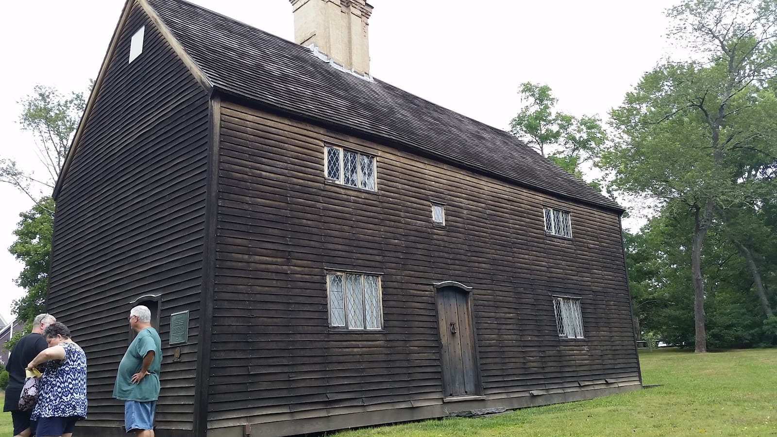 Cutchogue Village Green & Old House - Image 1
