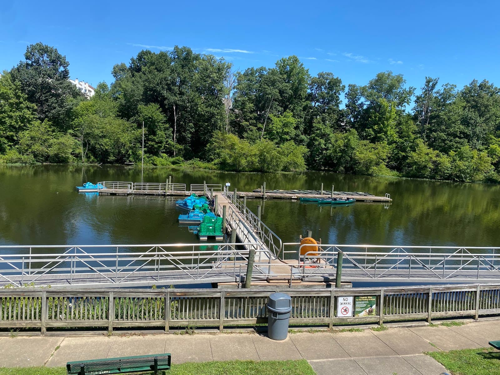 Lake Ridge Park & Marina - Image 1