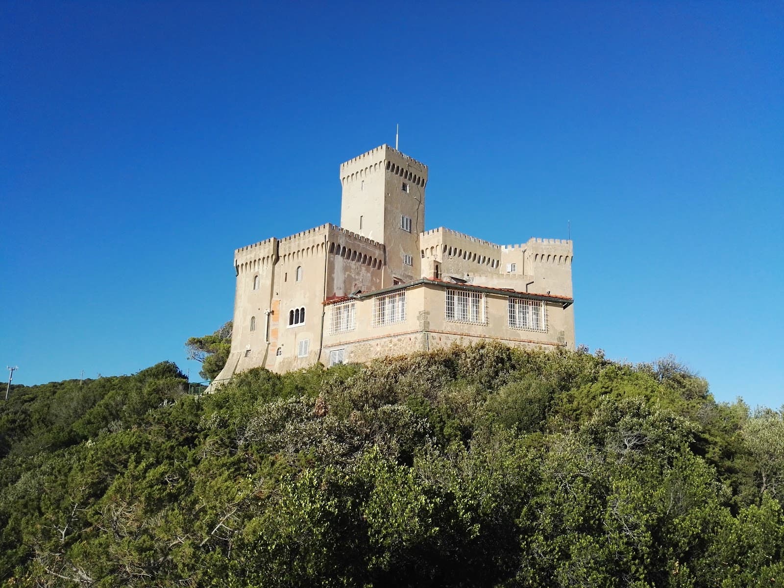 Castello Sonnino - Image 1