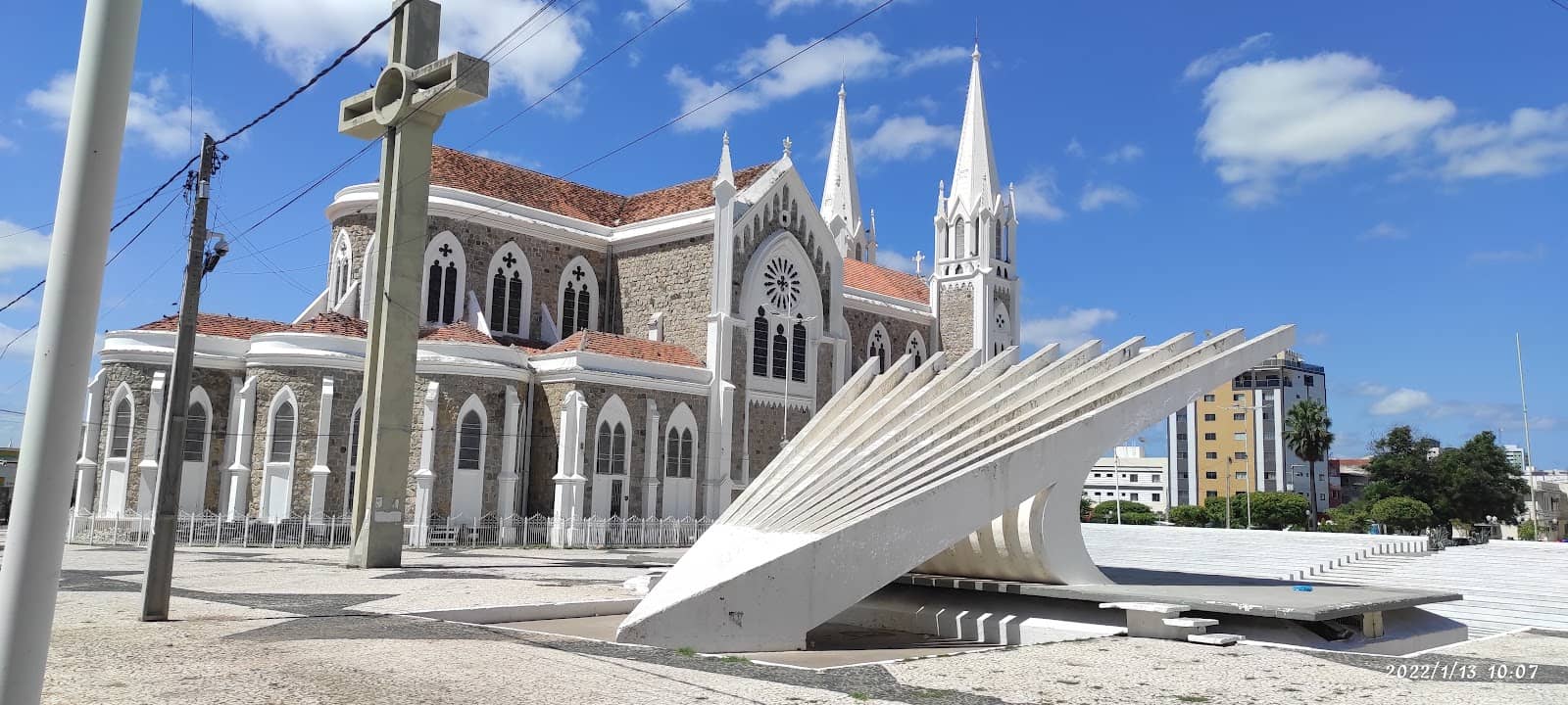 Surrounding Architecture