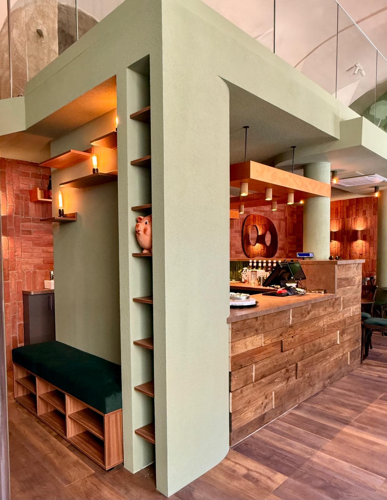 Pig Therapy Cafe - Image 1