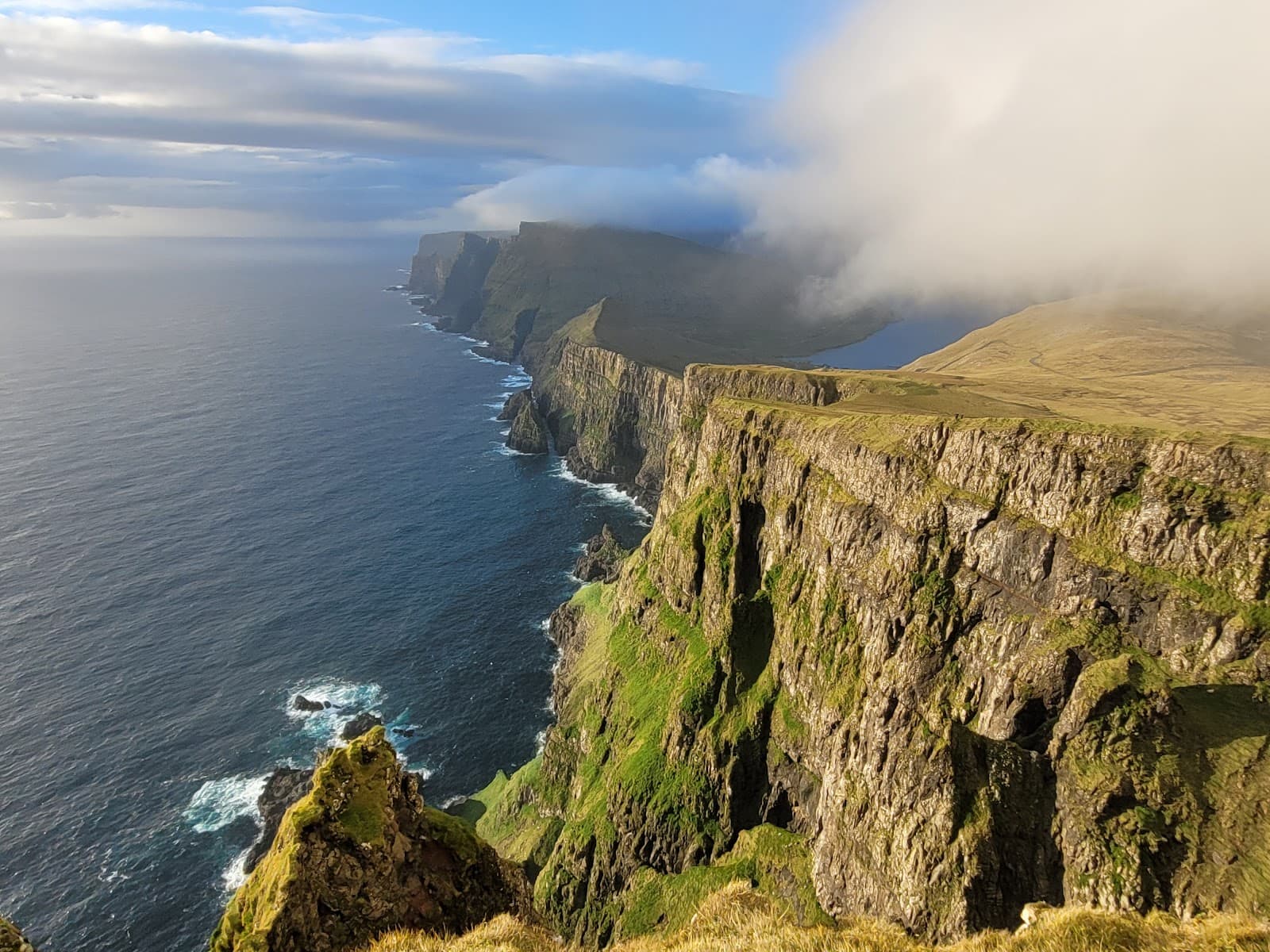 Beinisvørð Cliffs - Image 1