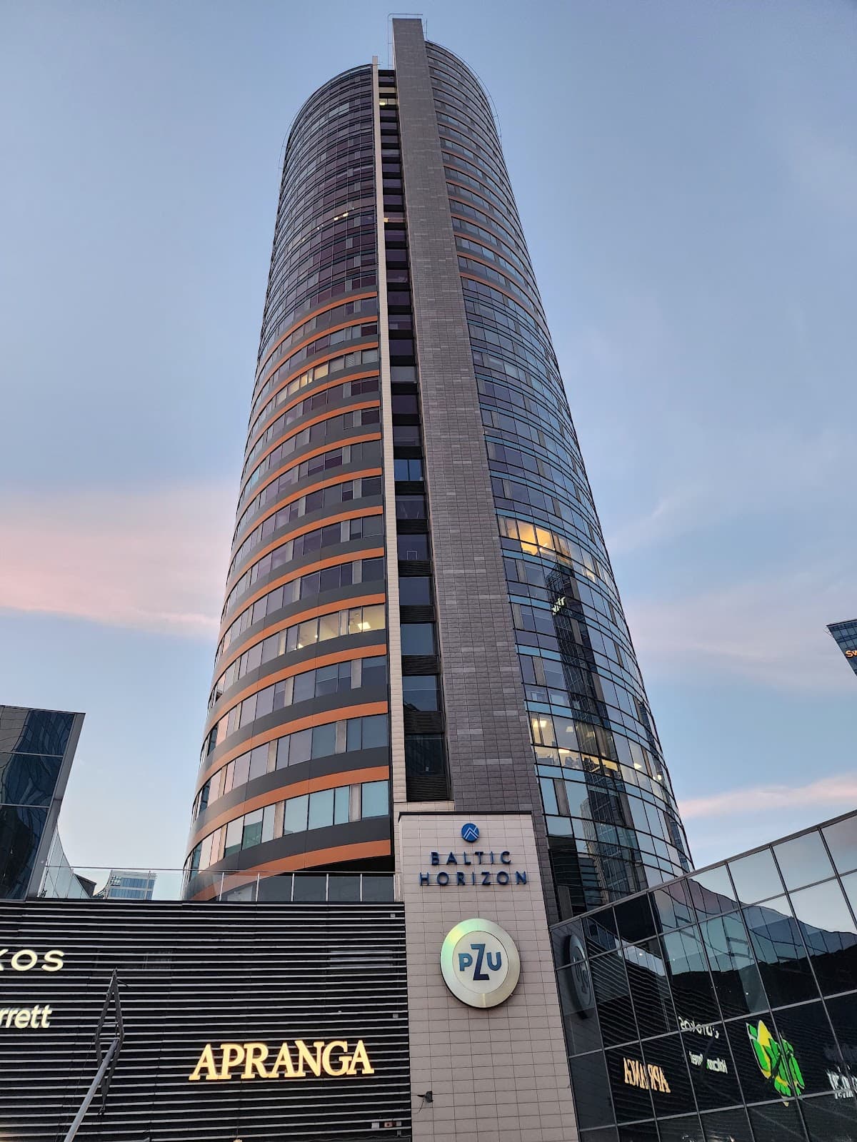 Europa Square Business District - Image 1