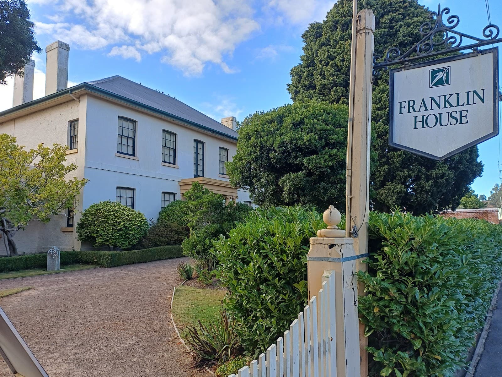 Franklin House - Image 1